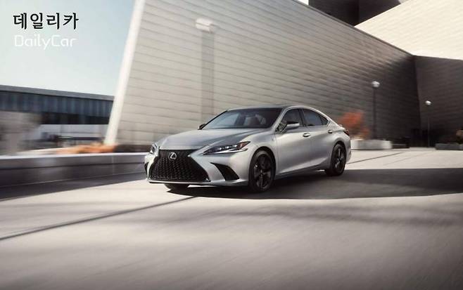 렉서스, ES 300h