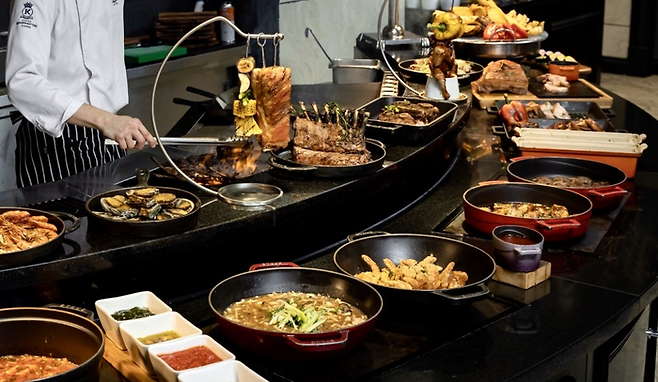 브로드웨이 여름 보양식 대표 메뉴/사진=이랜드파크 제공