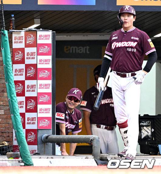 설종진 감독 대행도 그저 감탄의 미소만...