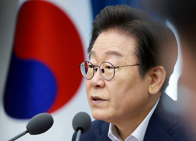 이재명 대통령이 지난 30일 서울 용산 대통령실 청사에서 열린 비상경제점검 태스크포스(TF) 3차 회의에서 발언하고 있다. ⓒ연합뉴스