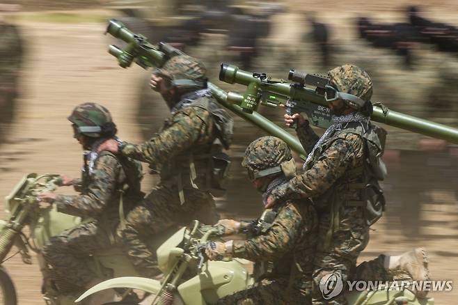 레바논의 헤즈볼라 무장대원들 [AP 연합뉴스 자료사진. 재판매 및 DB 금지]