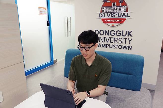 모먼트컬처는 다수의 성과를 인정받아 올해 4월 동국대학교 캠퍼스타운 입주 기업에 선정됐다 / 출처=IT동아