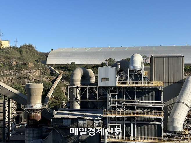 국내의 한 시멘트공장 전경(기사와 무관) [사진=이윤식 기자]
