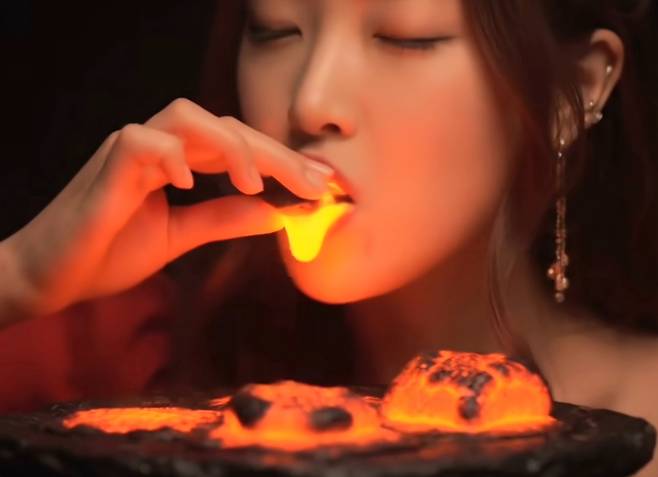 AI로 만든 ‘용암 먹방’ [인스타그램 jenny_asmr 갈무리]