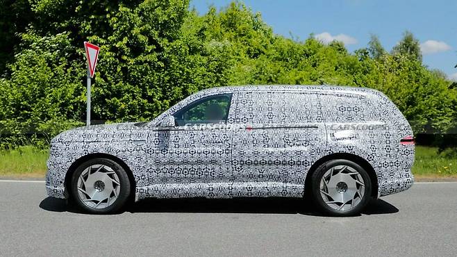 제네시스 GV90 스파이샷