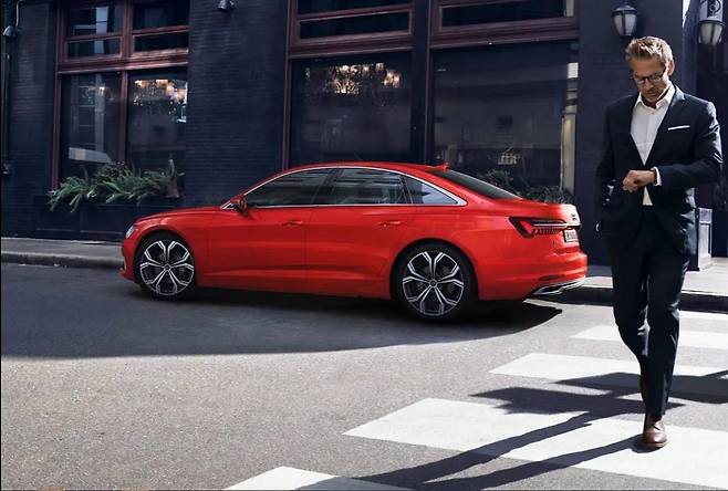 2025 아우디 A6