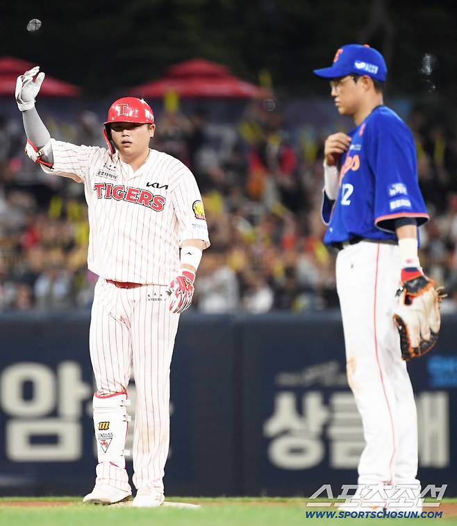 1일 광주 기아챔피언스필드에서 열린 KIA 타이거즈와 한화 이글스의 경기. 6회말 1사 2루 KIA 한준수가 적시타를 날린 뒤 환호하고 있다. 광주=박재만 기자 pjm@sportschosun.com/2025.08.01/