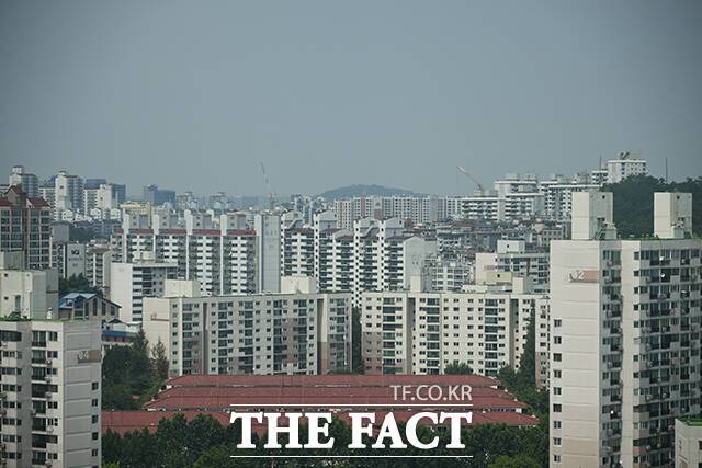 6·27 대출 규제 이후 외국인의 서울 부동산 매입이 증가한 것으로 나타났다. /박헌우 기자