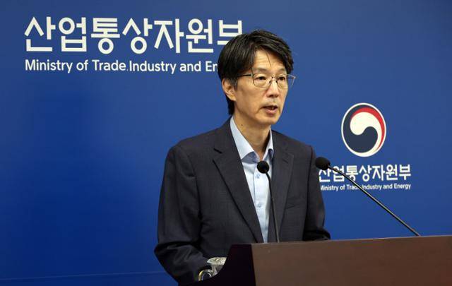 서가람 산업통상자원부 무역정책관이 1일 정부세종청사에서 2025년 7월 수출입동향을 발표하고 있다. 세종=뉴시스