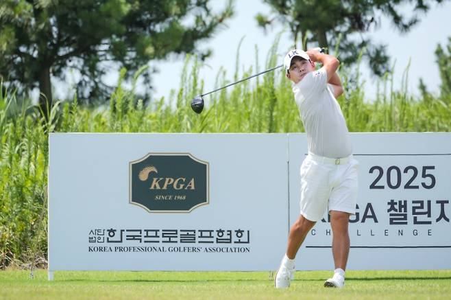 김상현(31·LK엔지니어링)이 2025 시즌 ‘KPGA 챌린지투어 14회 대회’ 우승을 차지했다. KPGA 제공