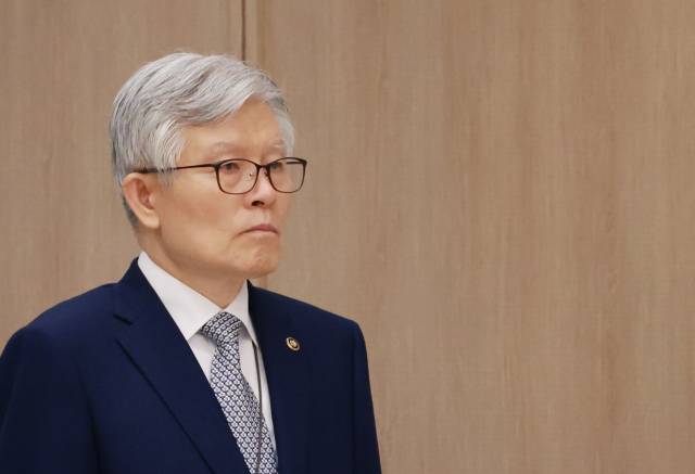 ▲최동석 인사혁신처장이 지난달 23일 서울 용산 대통령실 청사에서 열린 임명장 및 위촉장 수여식에 참석하고 있다. ⓒ연합뉴스