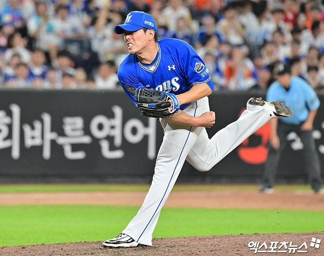 삼성 라이온즈 구원투수 김재윤이 올해 정규시즌 경기에 등판해 역투하고 있다. 엑스포츠뉴스 DB