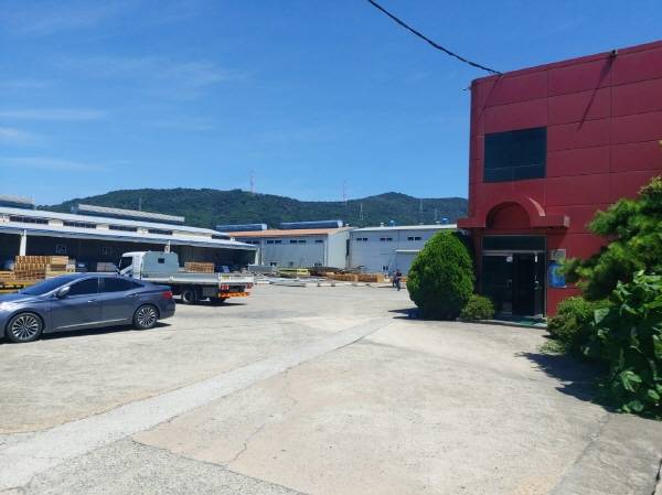 김해시 진영읍에 소재한 대명화성 본사 전경. / 허충호 기자