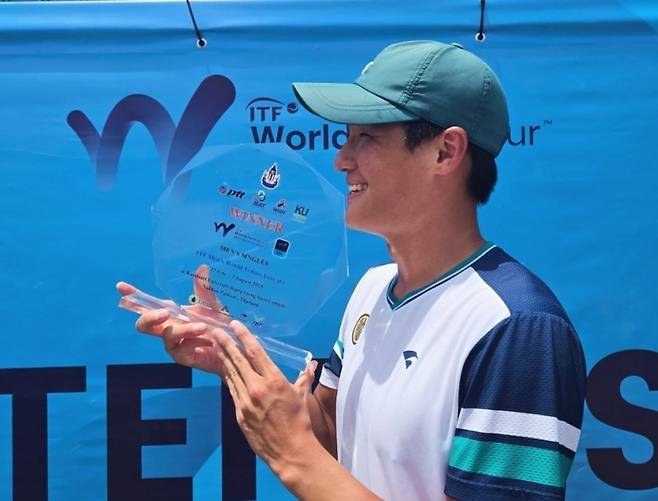 ITF M15 태국 대회에서 우승한 권순우(개인 SNS)