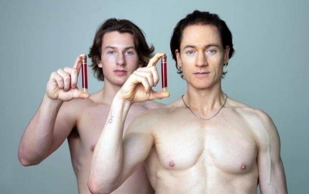 17세 아들의 피를 정기적으로 수혈하는 병체 결합 실험에 나선 실리콘 밸리 사업가 브라이언 존슨. 인스타그램 캡처