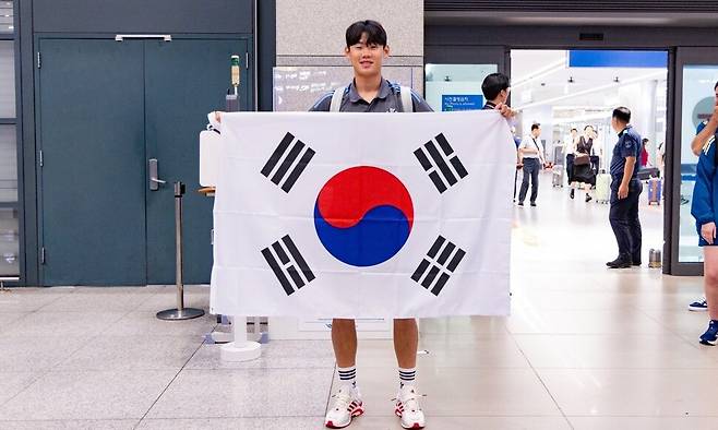 지난 7월 뉴캐슬 유나이티드에 입단한 뒤 친선 경기를 위해 한국을 찾은 박승수. 쿠팡플레이 제공