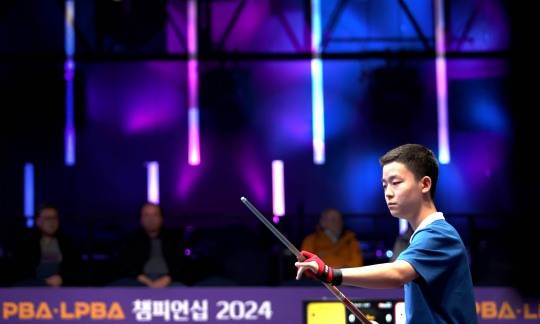 파죽지세로 승리를 이어가는 17세 김영원. 사진[연합뉴스]