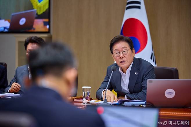 (서울=뉴스1) 허경 기자 = 이재명 대통령이 29일 서울 용산 대통령실 청사에서 열린 국무회의에서 발언하고 있다. (대통령실 제공. 재판매 및 DB 금지) 2025.7.29/뉴스1  Copyright (C) 뉴스1. All rights reserved. 무단 전재 및 재배포,  AI학습 이용 금지. /사진=(서울=뉴스1) 허경 기자