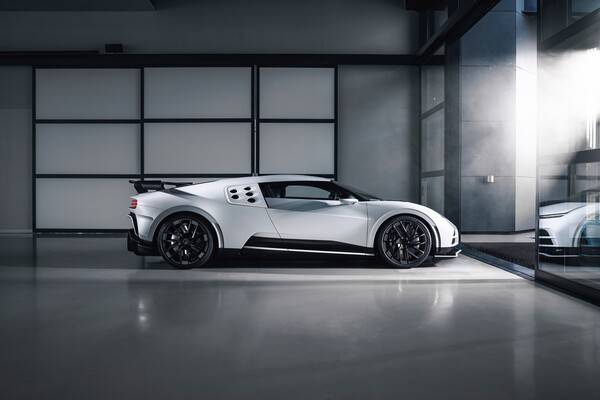 LEGO 스피드 챔피언스, 부가티 센토디에치 출시