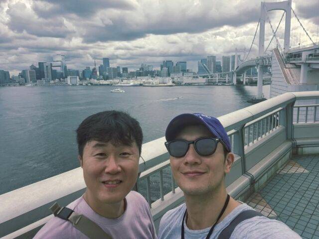 손석구와 감독 안국진 사진./손석구 SNS