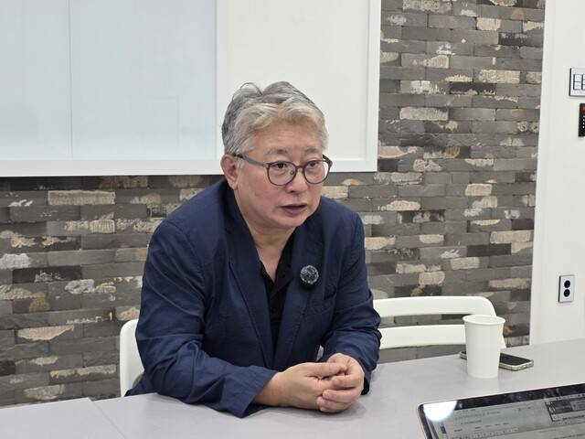 조응천 전 의원이 23일 대구일보와의 인터뷰에서 질문에 답하고 있다.