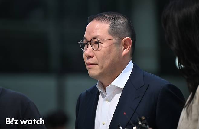 조현상 HS효성 부회장이 4일 서울 종로구 KT광화문빌딩 웨스트에 위치한 민중기 특별검사팀에 출석하고 있다./사진=이명근 기자