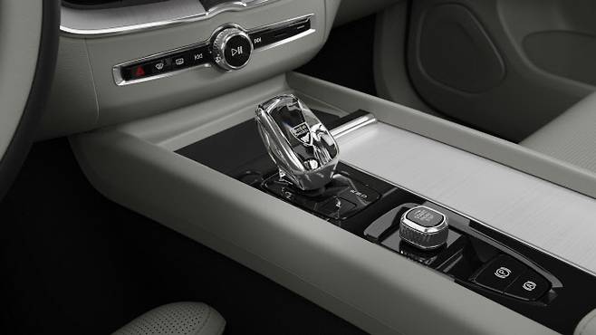 볼보 신형 X60 인테리어 (사진=볼보자동차코리아)