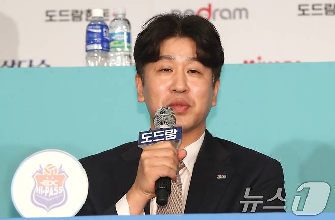 한국도로공사 김종민 감독. /뉴스1 ⓒ News1 임세영 기자