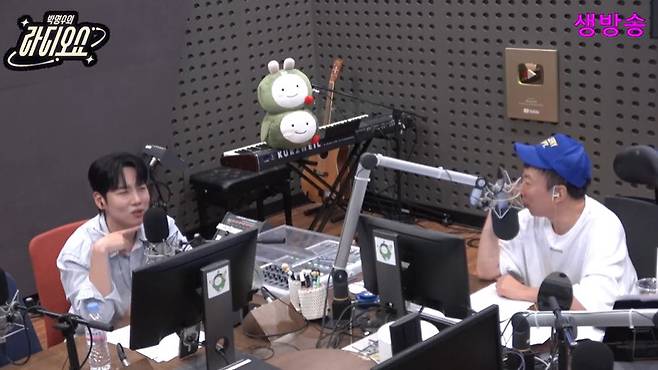 왼쪽부터 한해, 박명수 (사진=KBS 쿨FM ‘박명수의 라디오쇼’ 캡처)