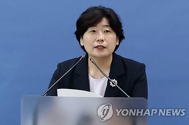 브리핑하는 박지영 내란 특검보 [촬영 윤동진] 박지영 내란 특검보가 2일 서초구 서울고검에서 브리핑을 하고 있다. 2025.7.2 mon@yna.co.kr