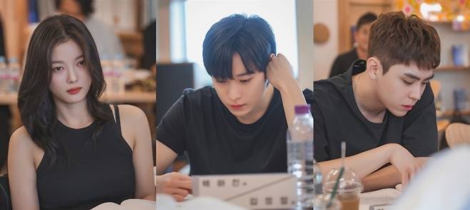 티빙 오리지널 시리즈 ‘친애하는 X’의 김유정, 김영대, 김도훈. 사진 | 티빙 ‘친애하는 X’