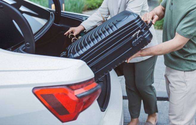 ‘1억 여행가방 택시 도난극’의 전말이 드러났다. 지인을 속여 필리핀에서 가방을 빼돌린 40대 남성은 결국 자수했고, 법원은 징역 8개월에 집행유예 2년을 선고했다. 사진은 기사와 직접 관련 없음. (게티이미지)