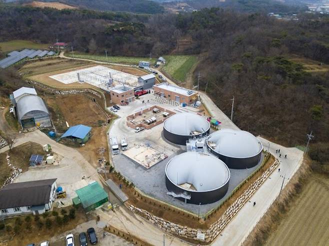 ‘일상전환상’을 수상한 충남 홍성군 원천마을 바이오가스 플랜트. 홍성군 제공