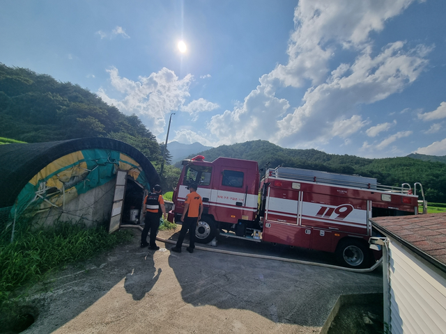 ▲ 강원소방본부는 최근 가뭄으로 어려움을 겪고 있는 삼척 지역에 급수를 지원했다. 강원소방본부 제공