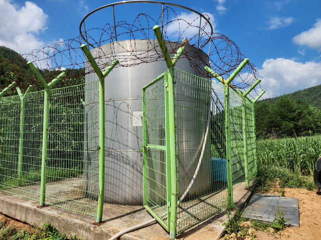 ▲ 강원소방본부는 최근 가뭄으로 어려움을 겪고 있는 삼척 지역에 급수를 지원했다. 강원소방본부 제공