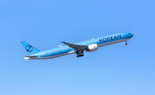 새롭게 단장한 대한항공 B777-300ER. 대한항공 제공