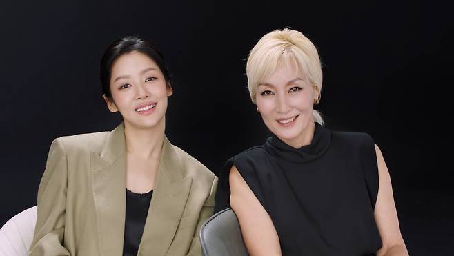 사랑의열매 모델, 왼쪽부터 차주영과 이혜영