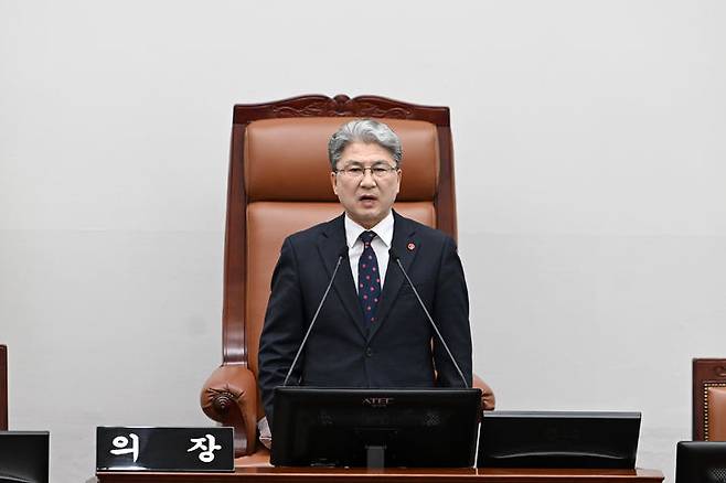 [제주=뉴시스] 이상봉 제주도의회 의장. (사진=뉴시스DB) photo@newsis.com *재판매 및 DB 금지