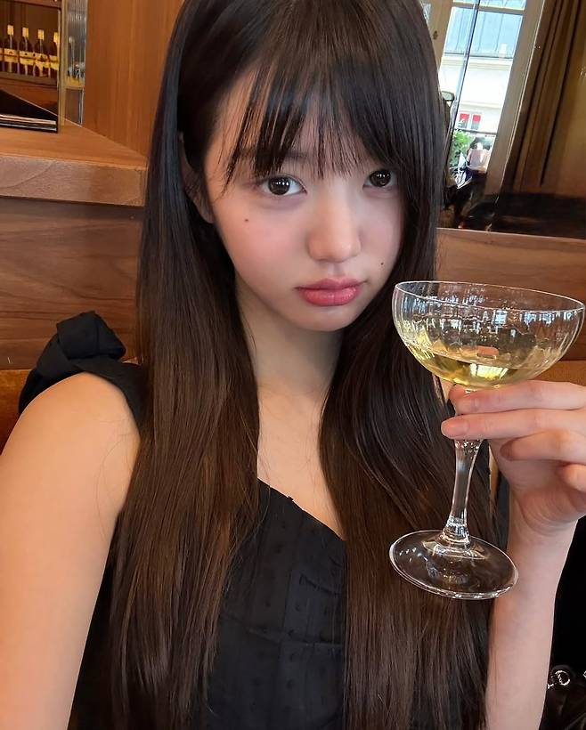 장원영 인스타그램 캡처.