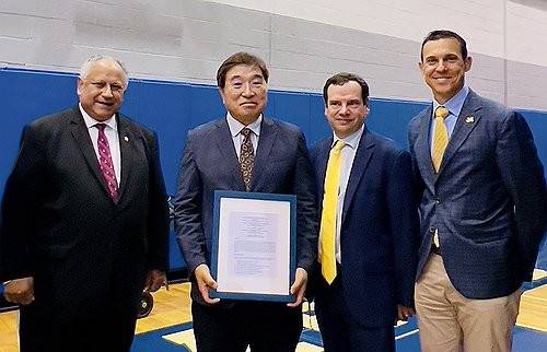 HD현대 '한미 조선산업 인재육성을 위한 교육 협력 업무협약(MOU)' [연합뉴스 자료사진]