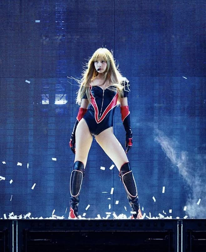 사진=그룹 블랙핑크 리사 인스타그램