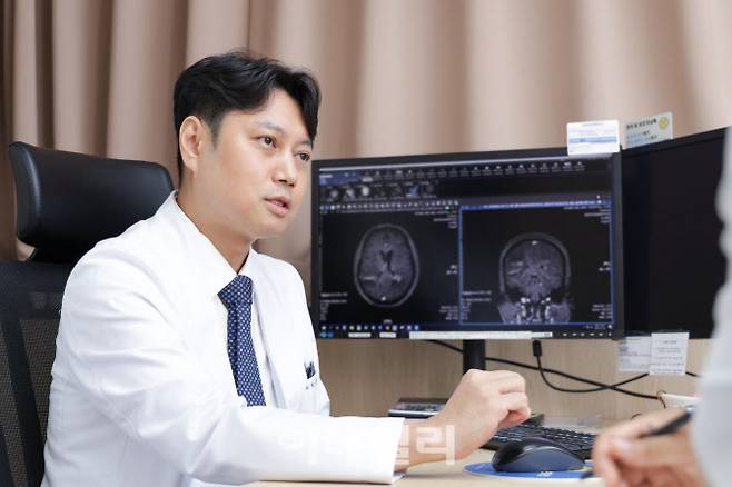 박창규 경희대병원 신경외과 교수. (사진=경희의료원)