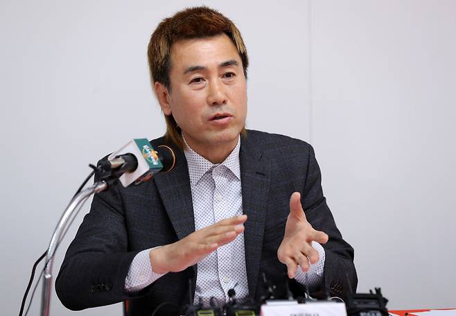 Kangwon FC Kim Byung -ji, who speaks of the Asian Football Federation Champions League home game at a press conference held in the Multi -purpose Room of Chuncheon Songam Sports Town on the 17th