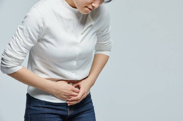 자궁근종이 있는 여성들 중 50% 이상은 증상이 없다. 증상이 있어도 자궁근종의 위치나 개수, 크기에 따라 다양하게 나타날 수 있다.   [사진=게티이미지뱅크]