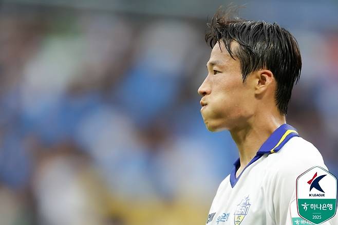 충남아산의 손준호(한국프로축구연맹 제공)