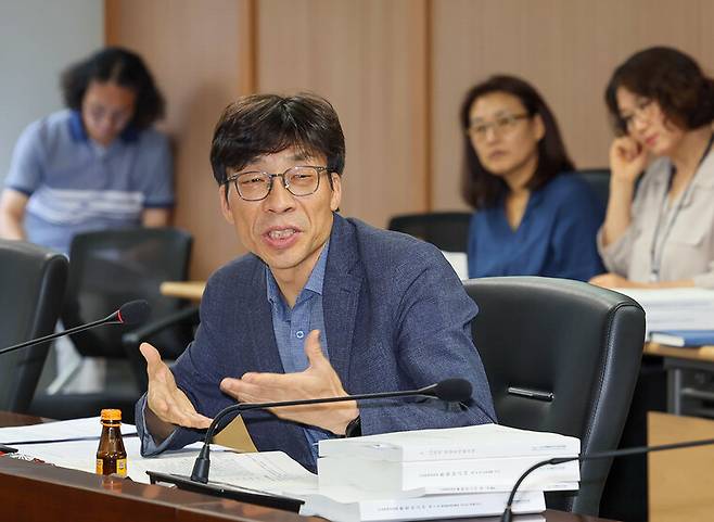 5일 열린 진실화해위 제114차 전체위원회에서 송상교 사무처장이 3·15의거 관련 종합보고서에 대한 의견을 피력하고 있다. 진실화해위 제공