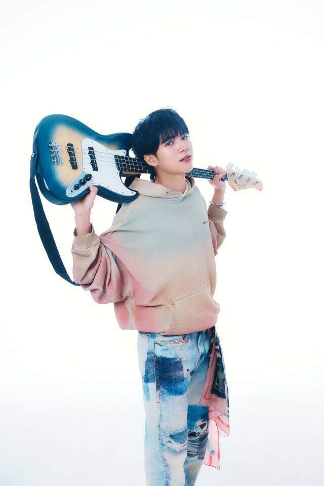 그룹 인피니트 겸 가수 남우현/빌리언스