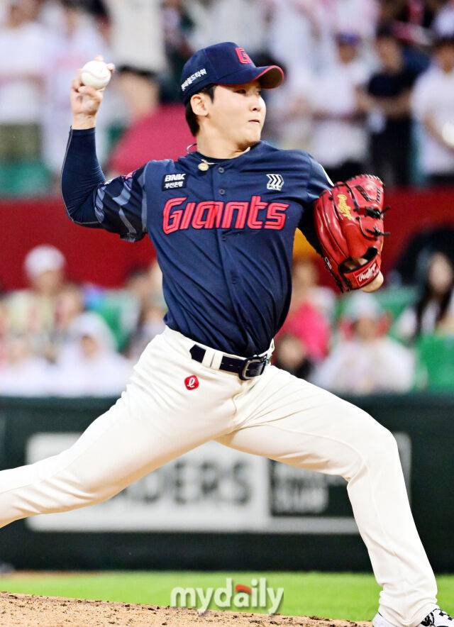 롯데 자이언츠 최준용./마이데일리