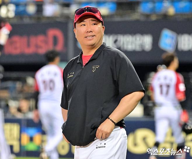 이범호 감독이 이끄는 KIA 타이거즈가 5일 부산 사직야구장에서 열린 2025 신한 SOL Bank KBO리그 롯데 자이언츠와의 팀 간 13차전에서 2-0으로 승리, 3연승을 질주했다. 사진 엑스포츠뉴스 DB