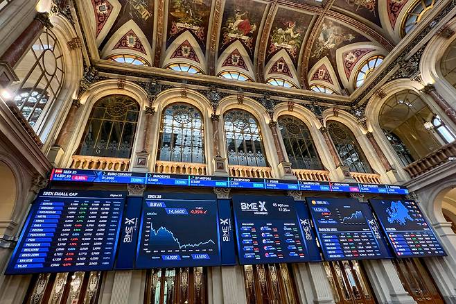 스페인 마드리드 증권거래소 Ibex 35 전광판. /연합뉴스